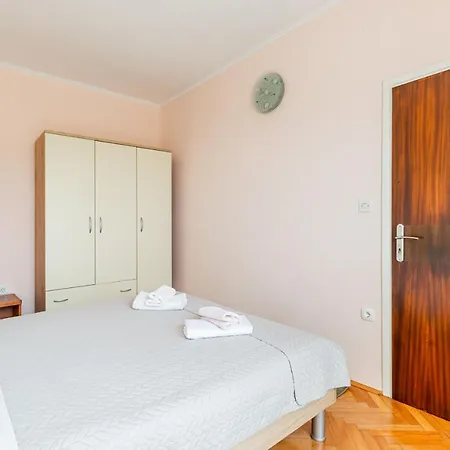 Brsec 7796b Apartment Martina